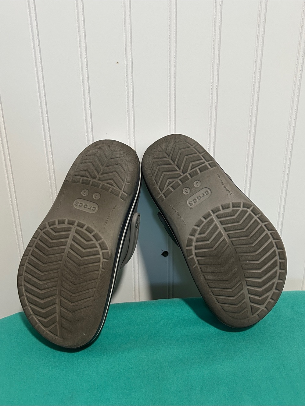 CROCS Kids’ Crocband Clog in light grey Sz: J3 - Picture 12 of 12